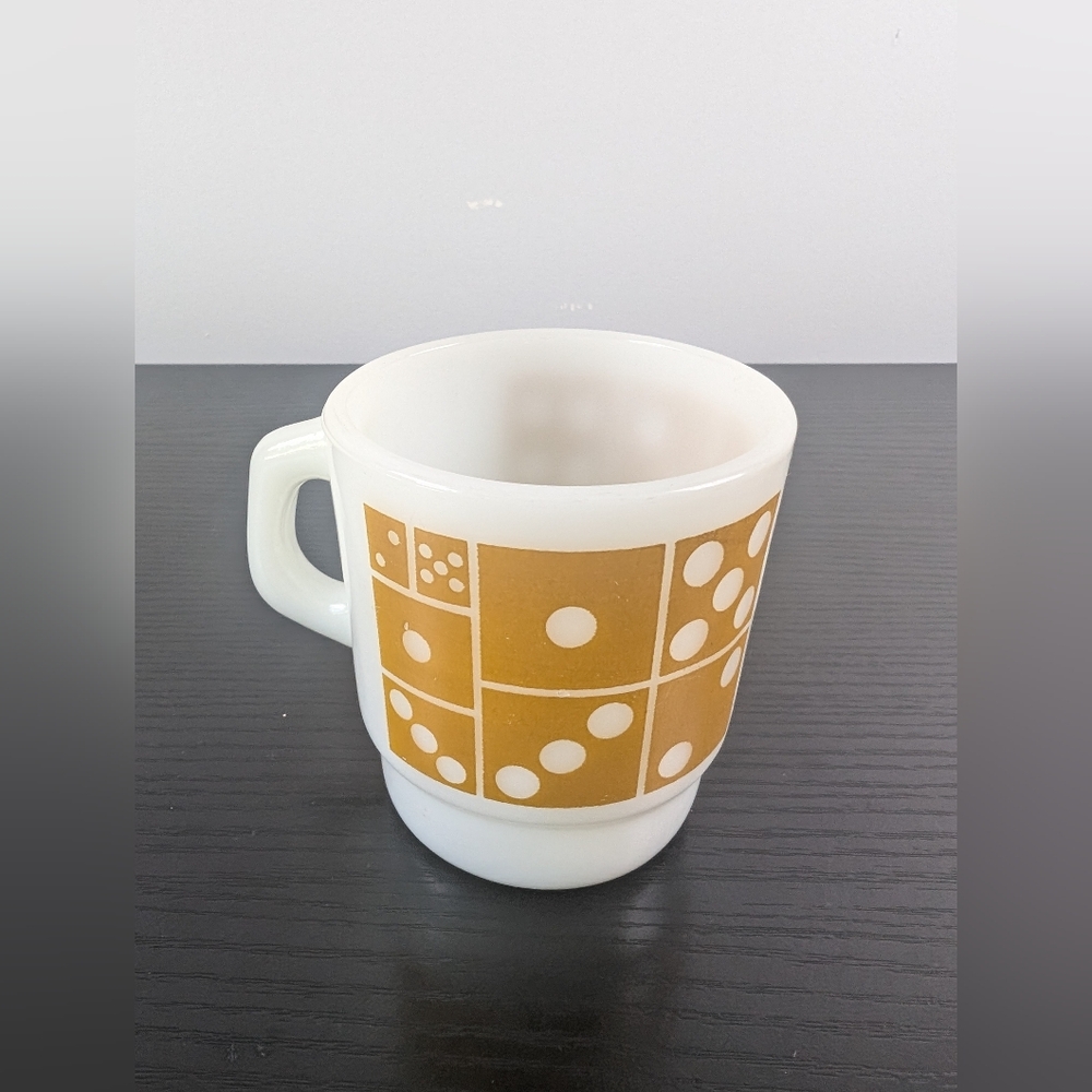 Vintage Anchor Hocking Milk Glass Mug